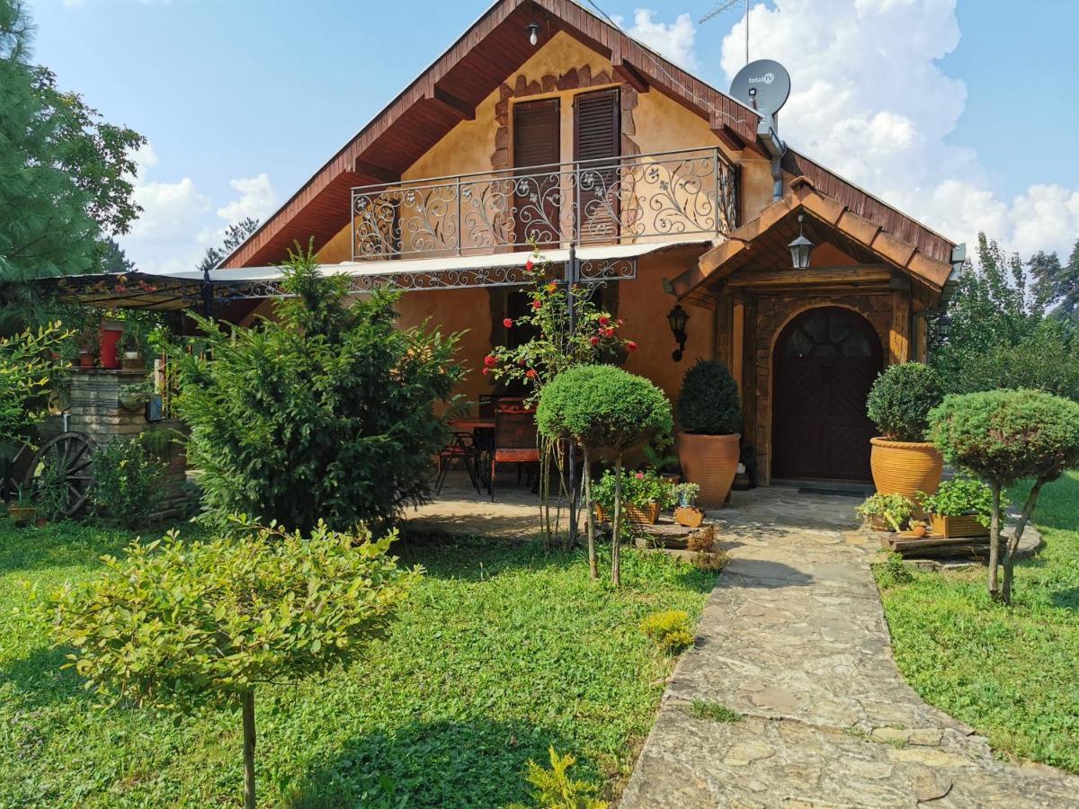 Vikendica Kraj Dunava Oaza Banostor Exterior foto